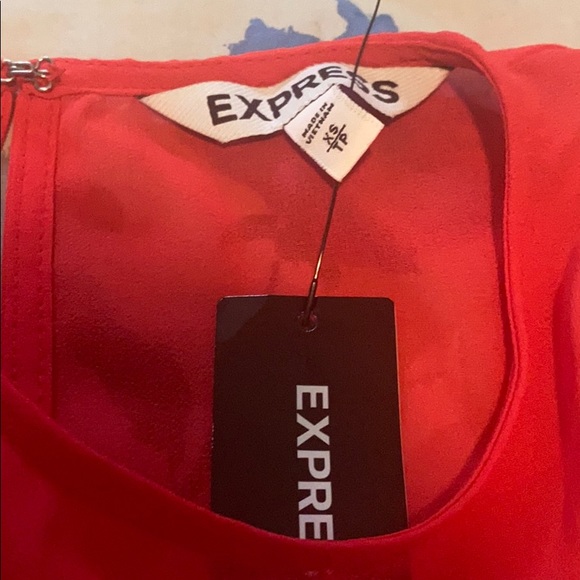 Express dress - Picture 4 of 6